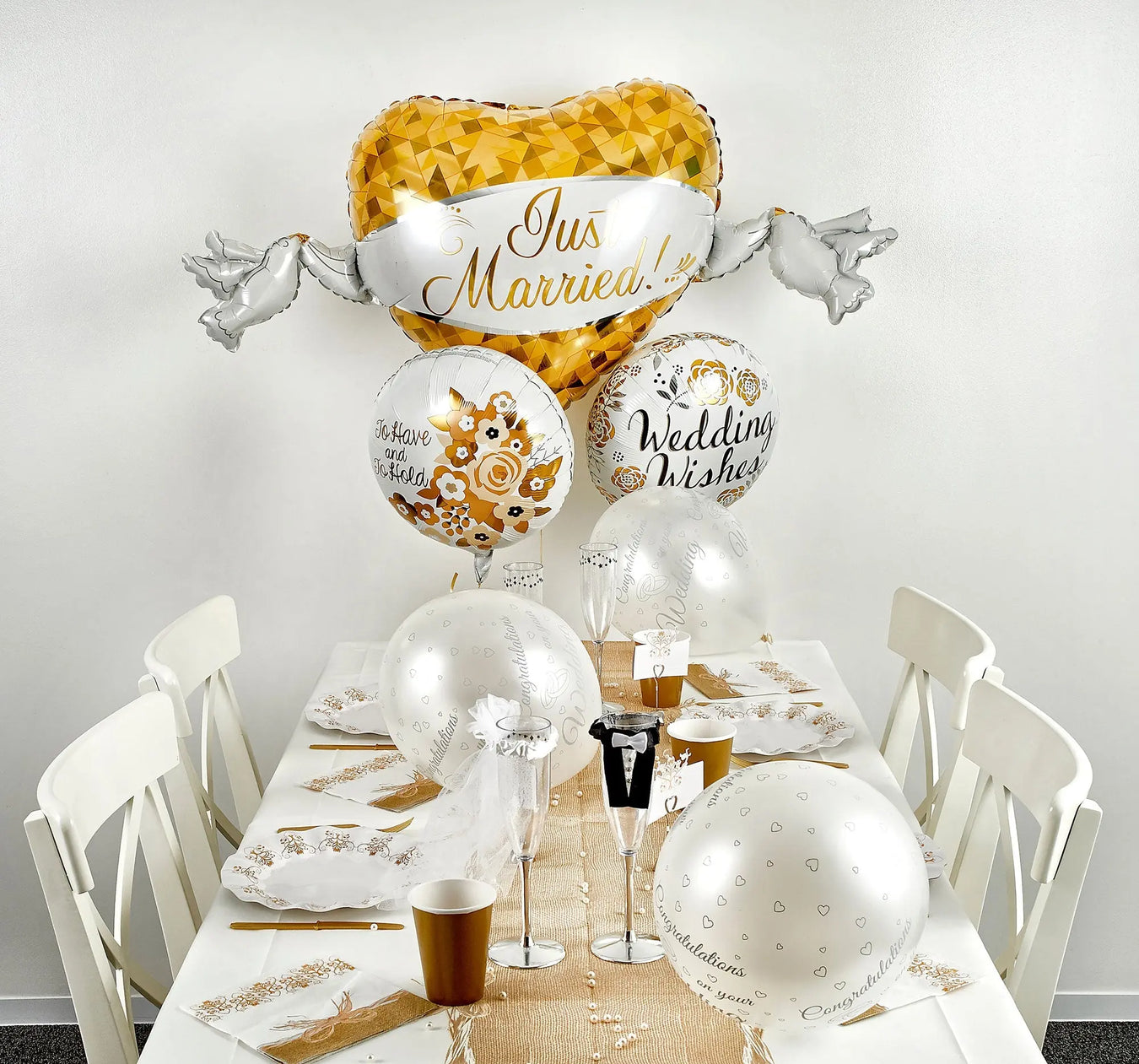 Wedding-Balloons-Decorations The Ultimate Balloon And Party Shop Cheltenham & Gloucester Balloons & Fancy Dress