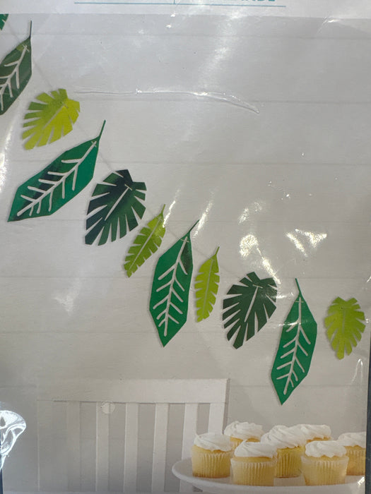 Tropical Leaf Garland The Ultimate Balloon And Party Shop Cheltenham & Gloucester Balloons & Fancy Dress 