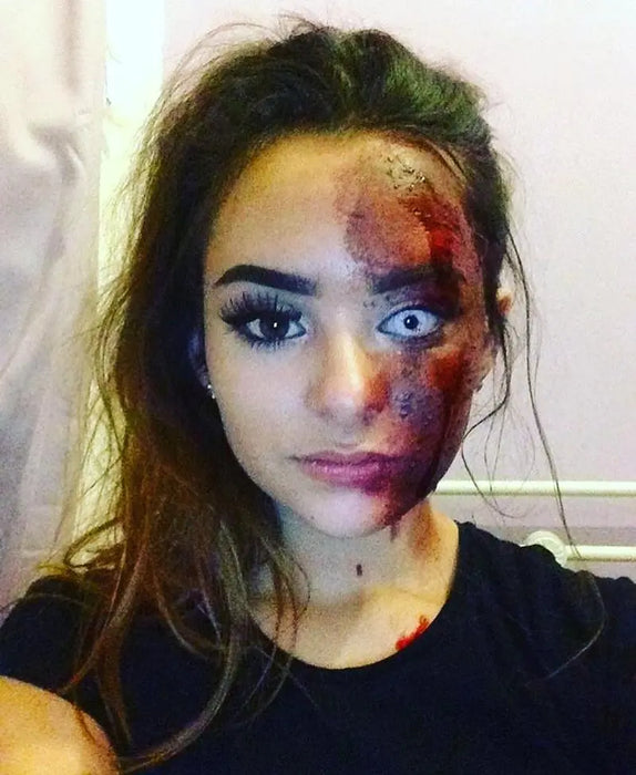 Bloodshot Drops Eye Accessories The Ultimate Balloon And Party Shop Cheltenham & Gloucester Balloons & Fancy Dress 